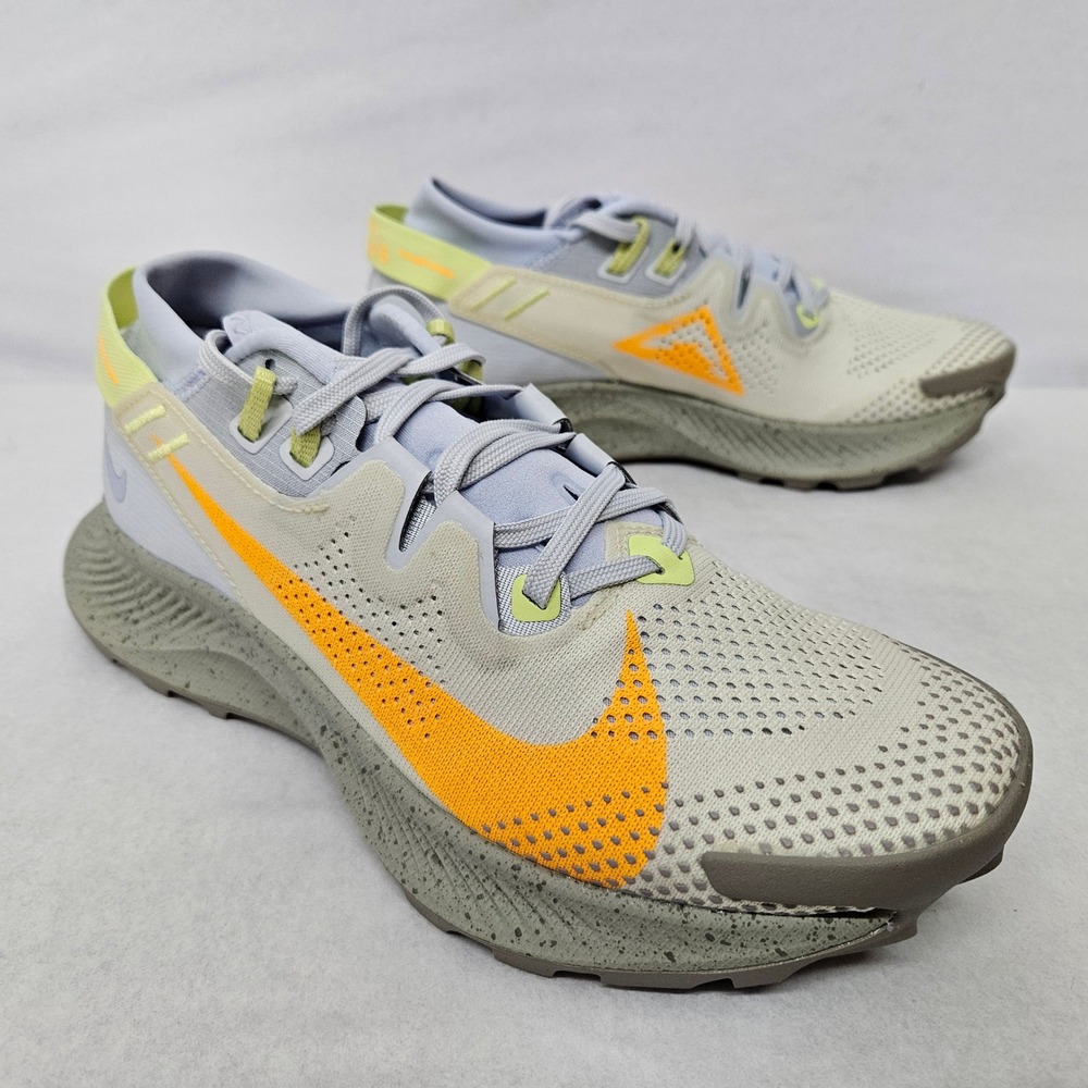 Nike Women's Light Gray/Neon Orange Athletic Running Shoes